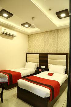 Oyo Rooms Housing Board Chowk Manimajra Chandigarh Exterior photo