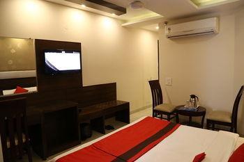 Oyo Rooms Housing Board Chowk Manimajra Chandigarh Exterior photo